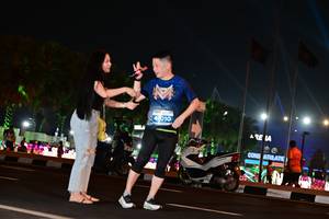 BIB: 010
                            <button type="button" onclick="openModal(15318585)" class="btn btn-primary btn-sm float-right btn-popup" data-toggle="modal" data-target=".modal-high-quality">
                        <i class="fas fa-shopping-cart"></i> Add to Cart
                    </button>
                                            <button type="button" onclick="isThisMe(15318585, true)" class="btn btn-success btn-sm float-right btn-popup btn-isme hidden" data-toggle="tooltip" data-placement="bottom" title="นี่คือรูปของคุณใช่ไหม คลิกที่นี่เพื่อเอาเข้าอัลบั้ม">
                        <i class="fas fa-plus"></i> Add to album
                    </button>
                    <button type="button" onclick="isThisMe(15318585, false)" class="btn btn-warning btn-sm float-right btn-popup btn-isnotme hidden">
                        <i class="fas fa-ban"></i> Remove from album
                    </button>